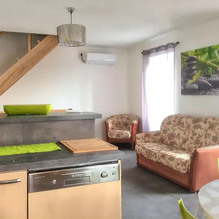 Maison Charmante Avec Piscine A