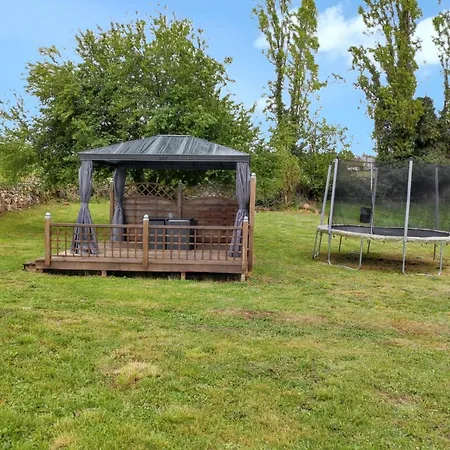 Maison Charmante Avec Piscine A