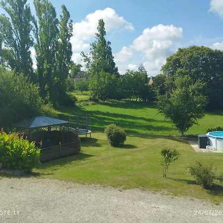 Holiday home Maison Charmante Avec Piscine A Loupiac *