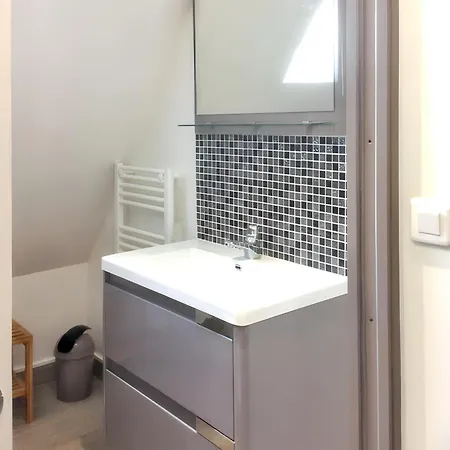 Maison Charmante Avec Piscine A Loupiac (Lot)