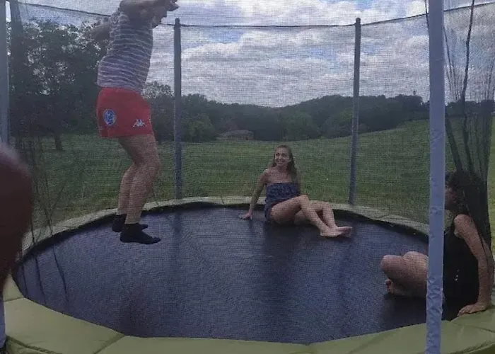 Maison Charmante Avec Piscine A Ferienhaus